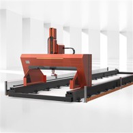 Laserový řezací stroj s H paprskem